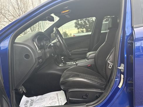 Used 2018 Dodge Charger R/T image 10