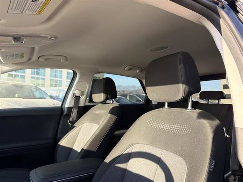 Used 2024 Hyundai Ioniq 5 SEL RWD image 18