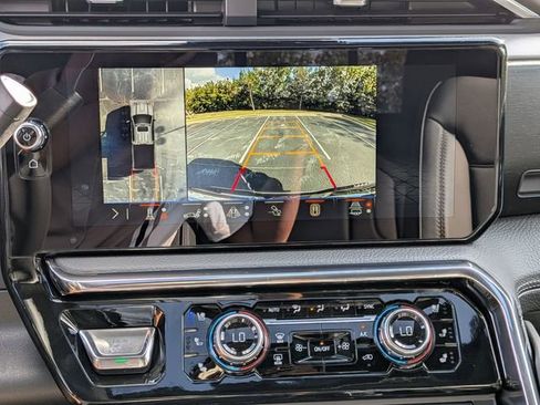 New 2026 GMC Sierra 2500 Denali w/ Denali Reserve Package AWD/4WD image 16