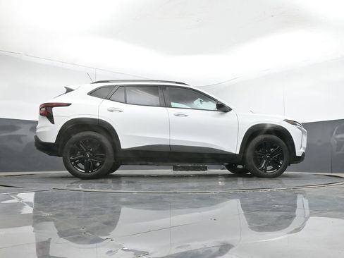 Used 2025 Chevrolet Trax ACTIV w/ Driver Confidence Package image 41