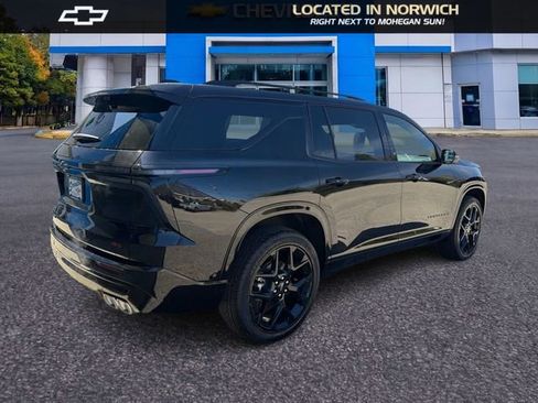 New 2026 Chevrolet Traverse RS w/ LPO, Floor Liner Package AWD/4WD image 5