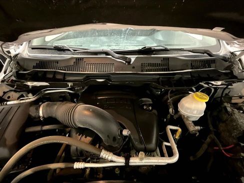 Used 2017 RAM 1500 Laramie image 29