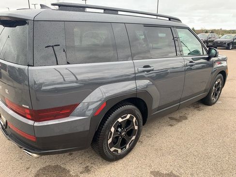 Used 2025 Hyundai Santa Fe SEL AWD/4WD image 5