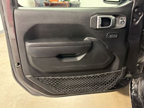 Used 2024 Jeep Wrangler Unlimited Sport AWD/4WD image 12