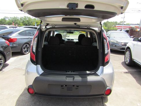 Used 2015 Kia Soul FWD image 7