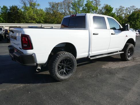 New 2026 RAM 2500 Tradesman AWD/4WD image 4