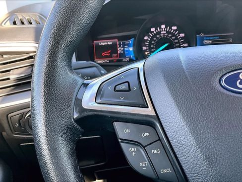 Used 2024 Ford Edge SEL AWD/4WD image 22