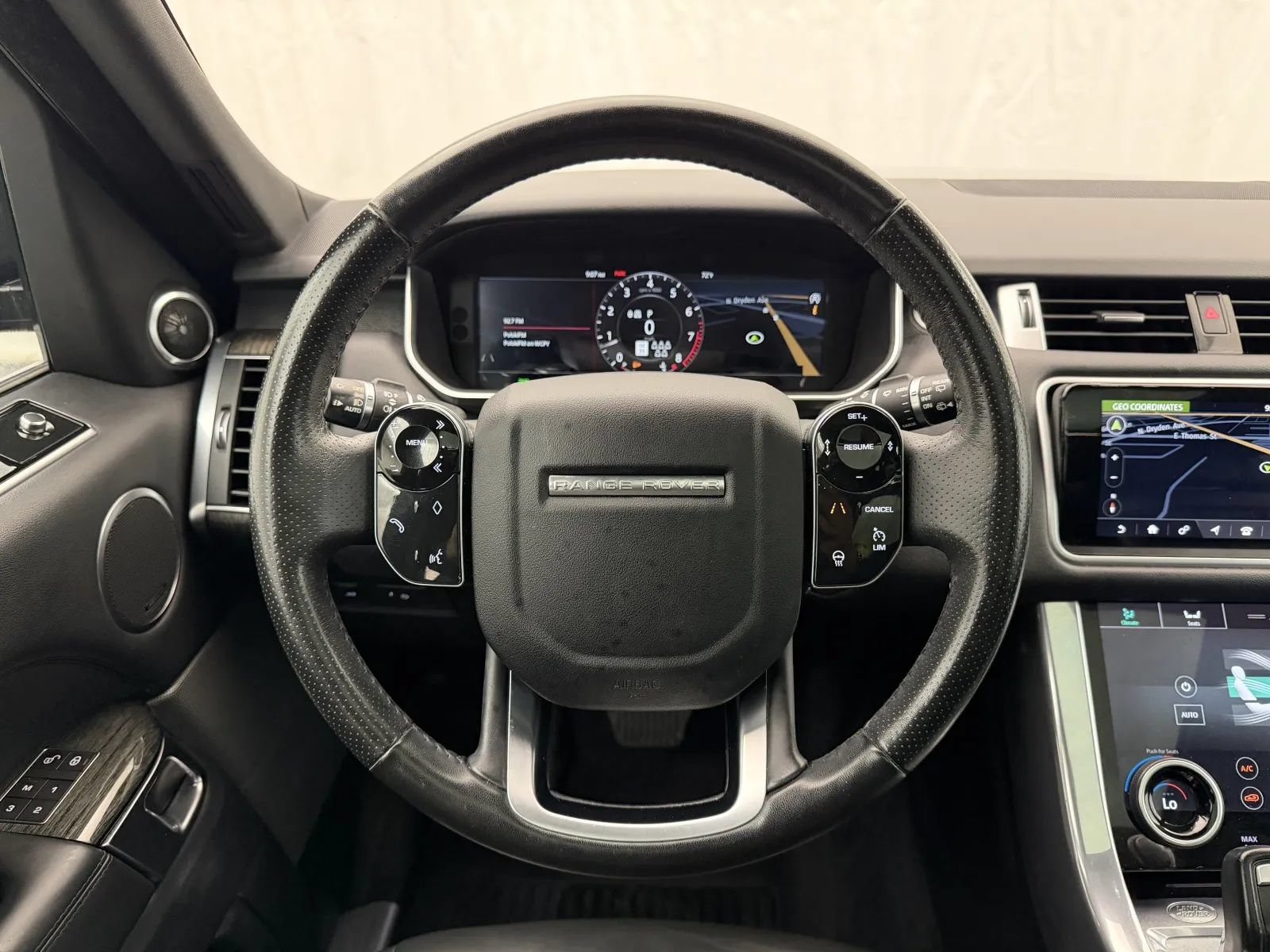 Used 2019 Land Rover Range Rover Sport HSE AWD/4WD image 12