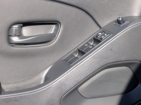 New 2026 Nissan Frontier SV w/ Tow Package image 12