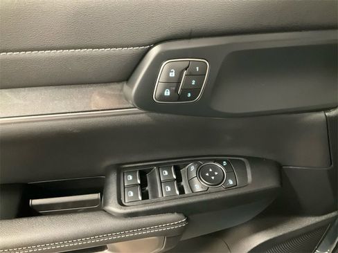 Used 2024 Ford Ranger Lariat w/ FX4 Off-Road Package image 25