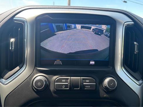 Used 2020 Chevrolet Silverado 1500 LT Trail Boss AWD/4WD image 24