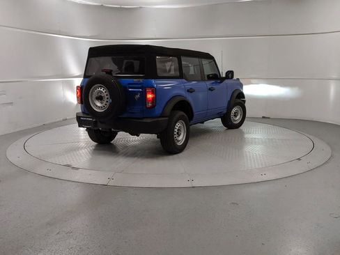 New 2025 Ford Bronco 4-Door image 3