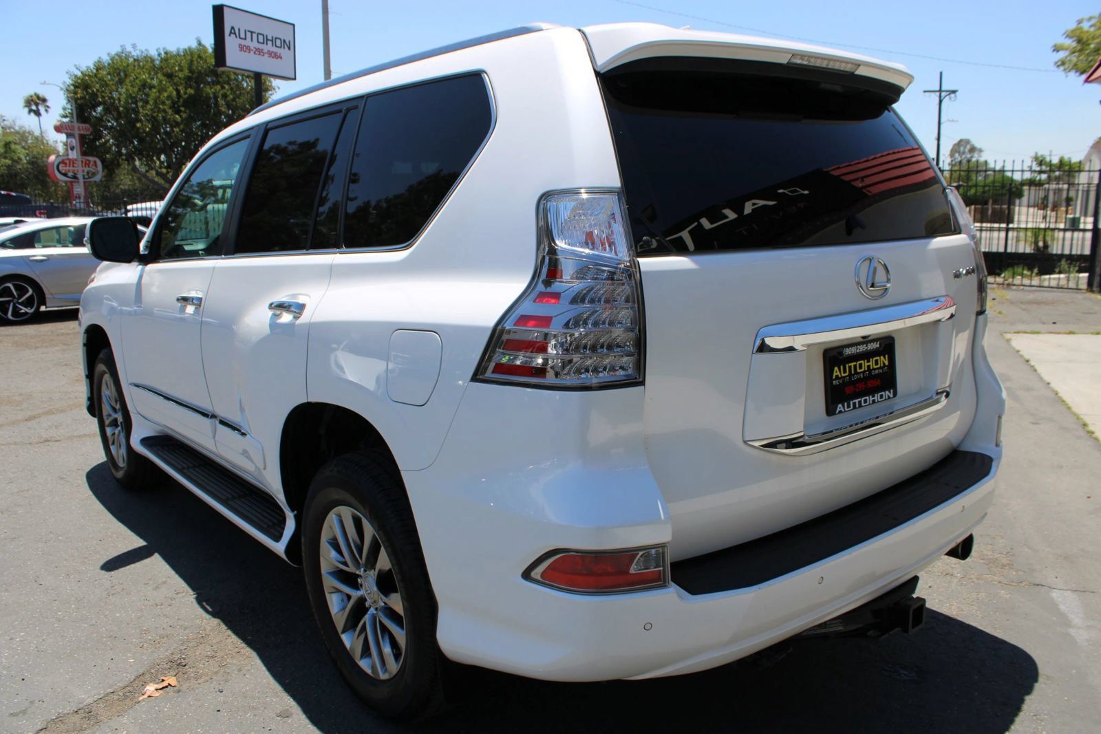 Used 2018 Lexus GX 460 Luxury AWD/4WD image 42