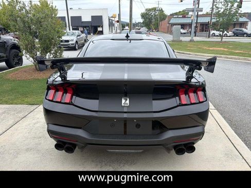 Used 2025 Ford Mustang GT Premium w/ GT Performance Package RWD image 6
