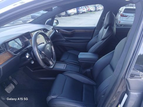 Used 2018 Tesla Model X 75D AWD/4WD image 9