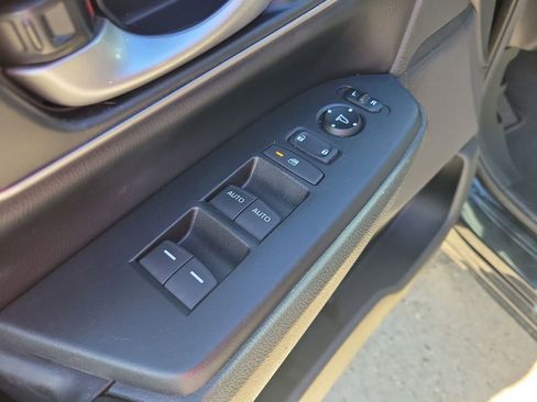 Used 2018 Honda CR-V EX-L image 14