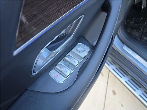 New 2026 Mercedes-Benz GLS 450 4MATIC image 24