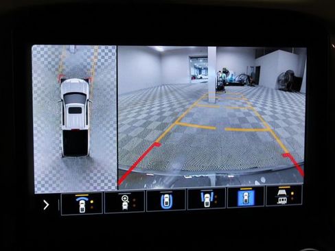 Certified 2022 Chevrolet Silverado 1500 LTZ w/ Technology Package image 60