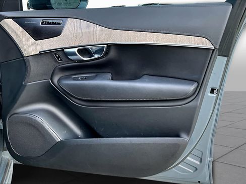Used 2023 Volvo XC90 B6 Ultimate w/ Protection Package AWD/4WD image 20