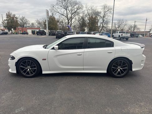 Used 2018 Dodge Charger R/T Scat Pack image 6
