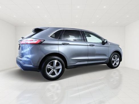 Certified 2024 Ford Edge SEL w/ Convenience Package AWD/4WD image 5