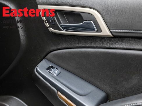 Used 2020 GMC Yukon Denali w/ Denali Ultimate Package image 38