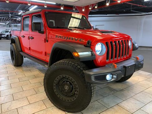 Used 2021 Jeep Gladiator Mojave image 2