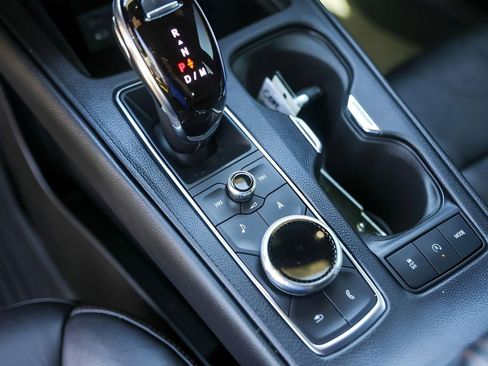 Used 2022 Cadillac XT4 Sport image 21