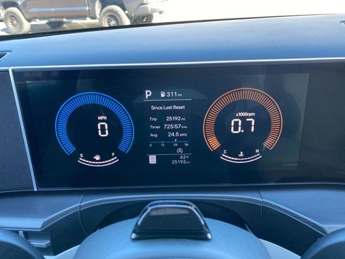 Used 2025 Hyundai Santa Fe SEL image 43