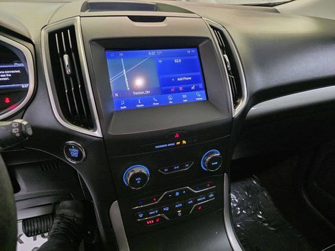 Used 2020 Ford Edge SEL image 15