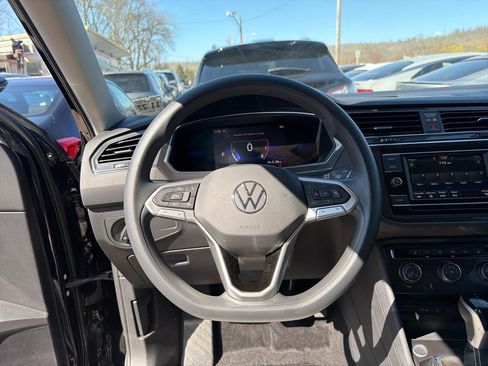 Used 2023 Volkswagen Tiguan S AWD/4WD image 21