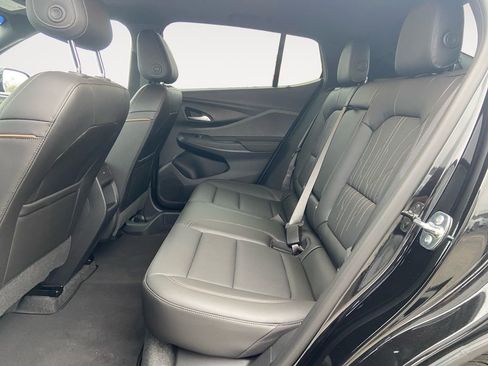 New 2026 Buick Envista Avenir image 13