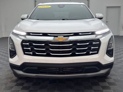 Used 2025 Chevrolet Equinox LT FWD image 26