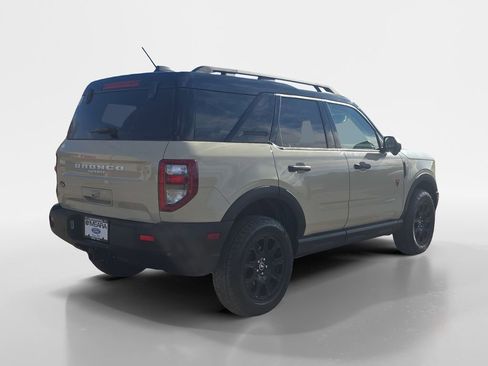 Used 2025 Ford Bronco Sport Badlands image 5