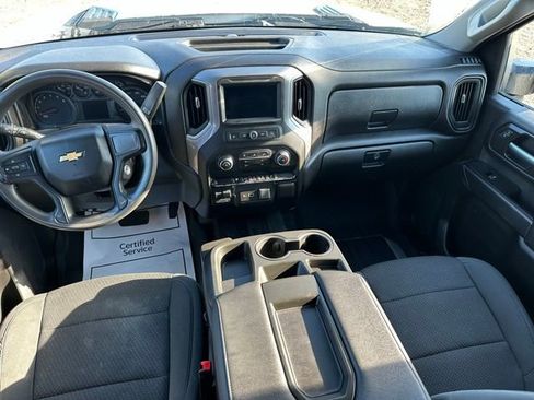 Used 2021 Chevrolet Silverado 2500 Custom w/ Custom Convenience Package image 20