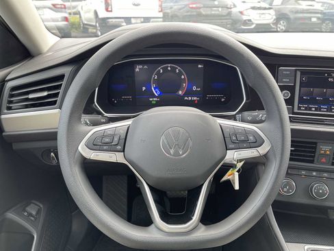 Used 2022 Volkswagen Jetta S FWD image 11