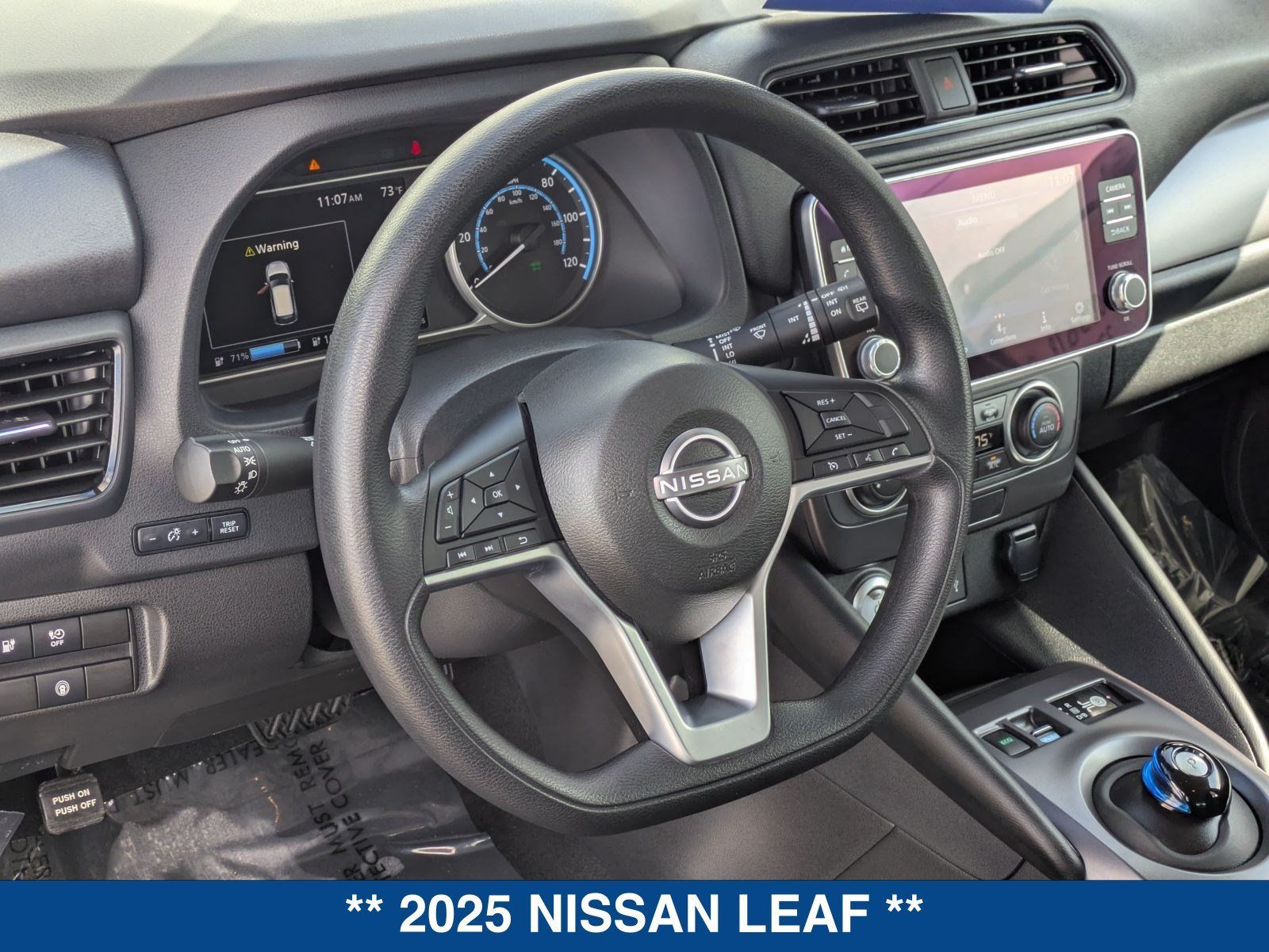 Used 2025 Nissan Leaf S FWD image 22