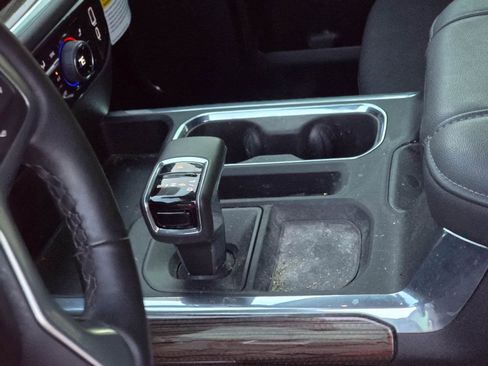 Used 2025 Chevrolet Silverado 1500 LT Trail Boss w/ Convenience Package II image 12