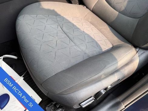 Used 2020 Toyota RAV4 XLE w/ All Weather Liner Package AWD/4WD image 17