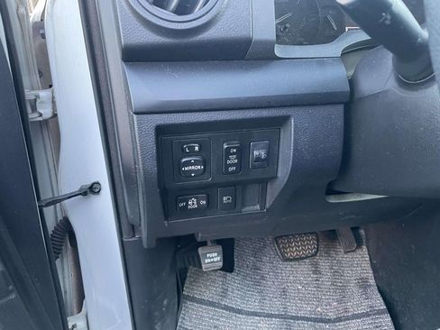 Used 2019 Toyota Tundra SR5 image 30