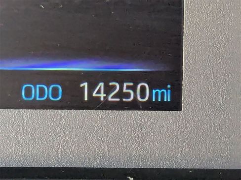 Used 2025 Toyota Corolla LE image 16