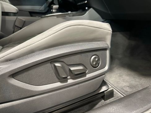 Used 2025 Audi SQ5 Premium Plus image 44