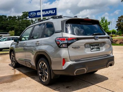 Used 2025 Subaru Forester Limited AWD/4WD image 14