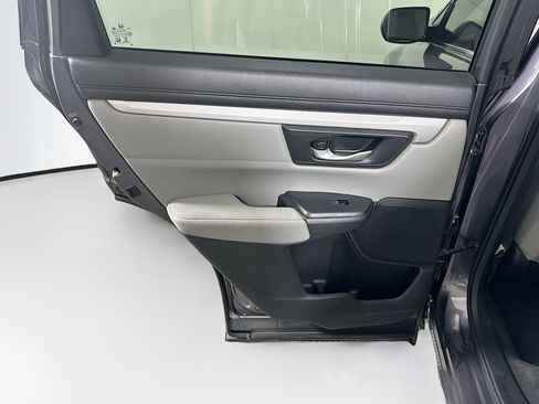 Used 2017 Honda CR-V LX image 24