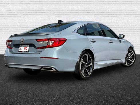 Used 2022 Honda Accord Sport image 6
