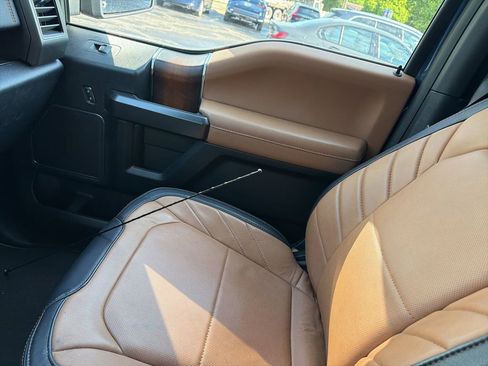 Used 2017 Ford F150 Limited w/ Trailer Tow Package AWD/4WD image 11