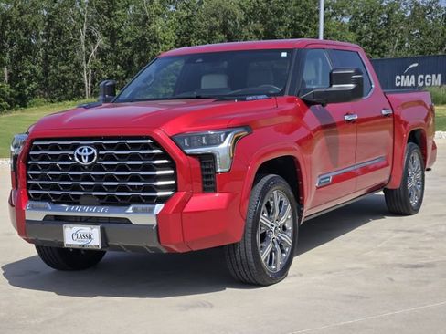 Used 2023 Toyota Tundra Capstone AWD/4WD image 4