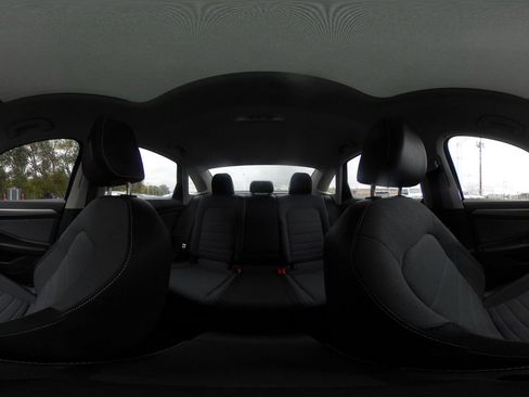 Used 2025 Volkswagen Jetta SE image 41