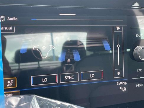New 2025 Volkswagen Jetta SE FWD image 26