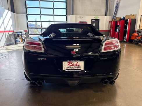 Used 2008 Saturn Sky Red Line image 17